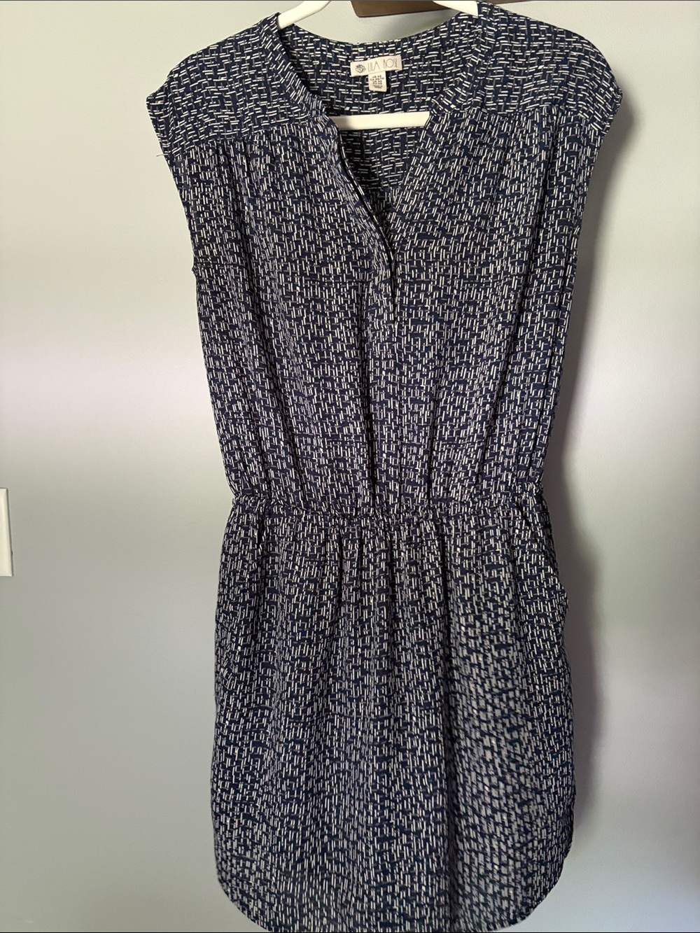 Lila Rose Navy & White Printed Sleeveless Midi Dress